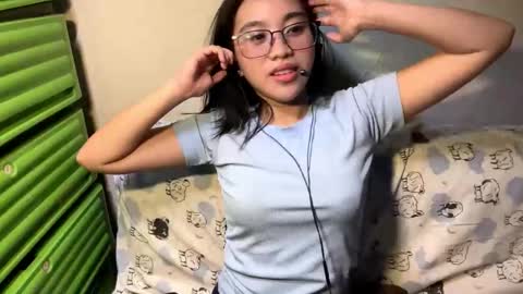 Yuki online show from 02/09/26, 01:37