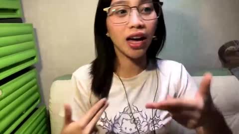 Yuki online show from 02/16/26, 01:51