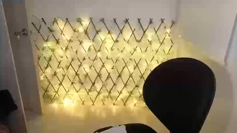 Snapshot of genet_ chatting on 09/23/25, 12:35 genet_ online show from 09/23/25, 12:35