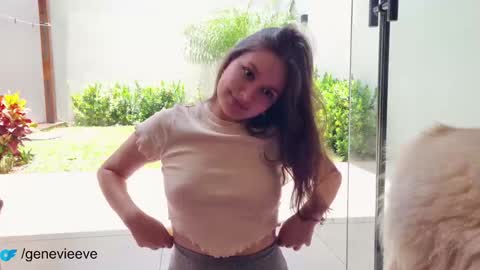 Snapshot of genevieeve chatting on 01/03/25, 03:12 Genn online show from 01/03/25, 03:12