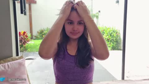 Snapshot of genevieeve chatting on 01/28/25, 05:35 Genn online show from 01/28/25, 05:35