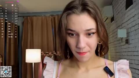 Snapshot of geniafrend chatting on 09/27/25, 04:17 Amely online show from 09/27/25, 04:17