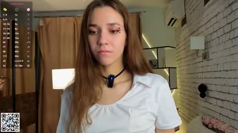 Snapshot of geniafrend chatting on 10/29/25, 04:15 Amely online show from 10/29/25, 04:15