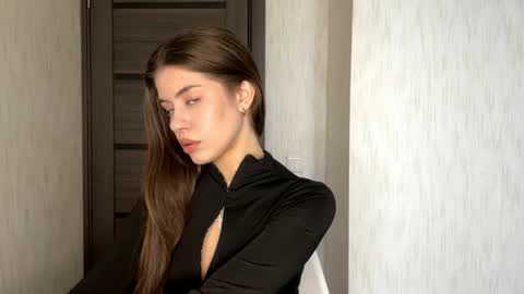 Snapshot of geniegrimmett chatting on 05/11/26, 01:17 Megan online show from 05/11/26, 01:17