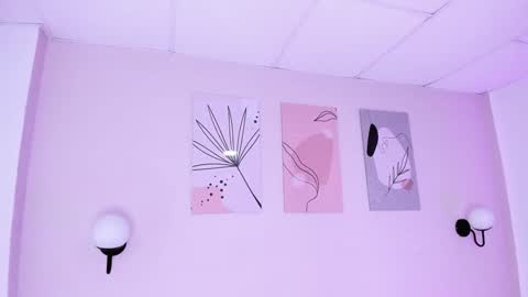 Sofia online show from 12/21/24, 06:09