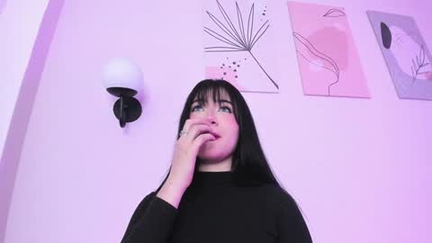 Sofia online show from 01/05/25, 03:32