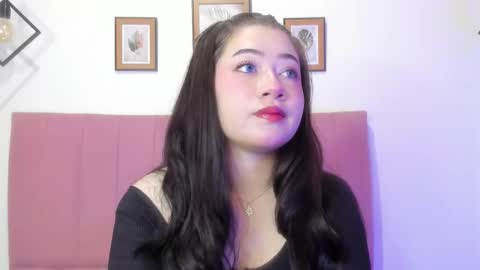 Sofia online show from 11/02/25, 09:39