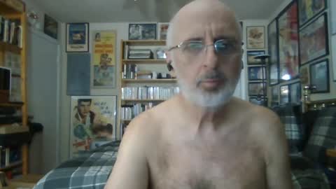 Snapshot of gentcallr chatting on 07/18/26, 02:10 Steve online show from 07/18/26, 02:10