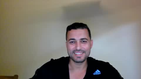 Snapshot of genteldevil chatting on 03/19/26, 07:40 genteldevil online show from 03/19/26, 07:40