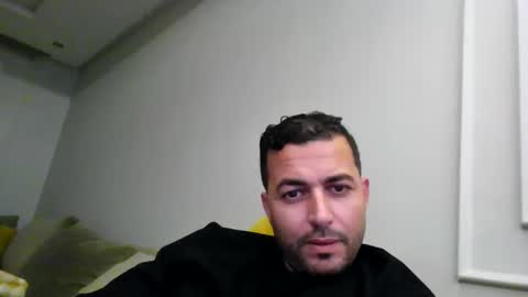 Snapshot of genteldevil chatting on 03/21/26, 02:49 genteldevil online show from 03/21/26, 02:49