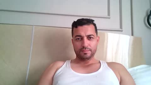 Snapshot of genteldevil chatting on 03/21/26, 02:20 genteldevil online show from 03/21/26, 02:20