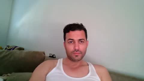 Snapshot of genteldevil chatting on 04/11/26, 02:21 genteldevil online show from 04/11/26, 02:21