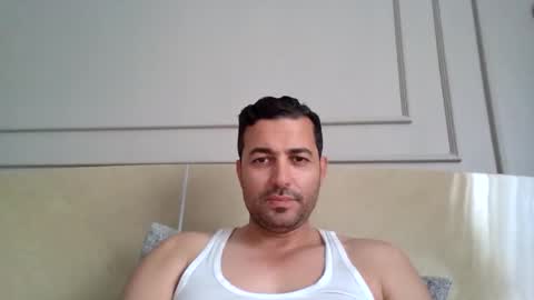 Snapshot of genteldevil chatting on 04/13/26, 09:48 genteldevil online show from 04/13/26, 09:48