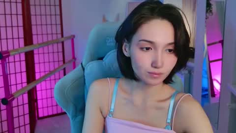 Snapshot of gentlemusee chatting on 11/21/25, 07:23 gentlemusee online show from 11/21/25, 07:23