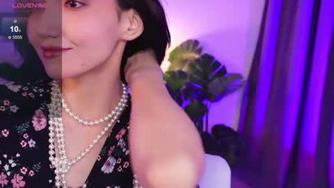 Snapshot of gentlemusee chatting on 12/03/25, 10:30 gentlemusee online show from 12/03/25, 10:30