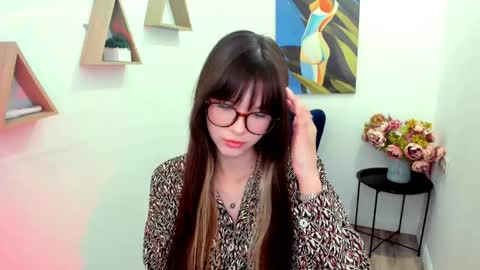 Snapshot of gentltease chatting on 04/11/26, 11:47 Alice online show from 04/11/26, 11:47