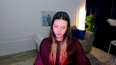 Snapshot of gentltease chatting on 04/13/26, 11:37 Alice online show from 04/13/26, 11:37