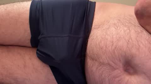 Snapshot of gentlydave chatting on 11/16/25, 01:33 gentlydave online show from 11/16/25, 01:33