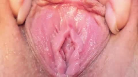 Snapshot of gentlygirl chatting on 04/15/26, 05:20 for extra 222 tokens online show from 04/15/26, 05:20