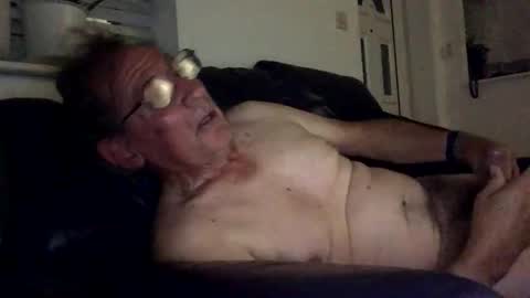 geoff242535 online show from 10/22/25, 09:47