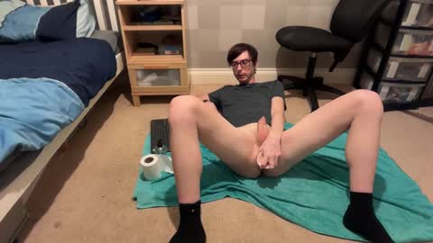 Snapshot of george5657 chatting on 11/17/25, 10:37 George online show from 11/17/25, 10:37