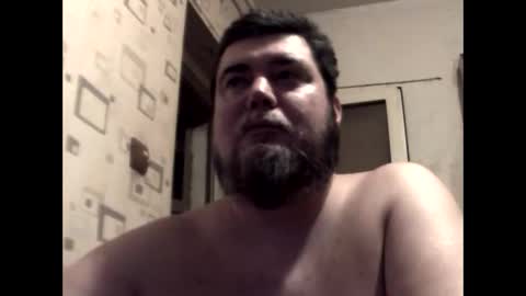 Snapshot of george84xxx chatting on 10/16/25, 07:48 GeOOXXX online show from 10/16/25, 07:48