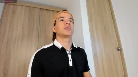 Snapshot of george_cams1 chatting on 04/14/26, 03:01 Jorge online show from 04/14/26, 03:01