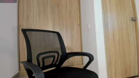 Snapshot of george_cams1 chatting on 04/15/26, 03:02 Jorge online show from 04/15/26, 03:02