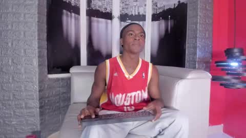 G E O R G E online show from 10/07/25, 03:04