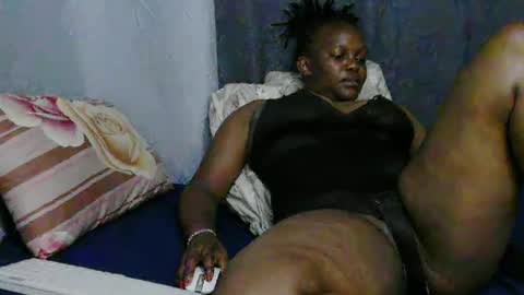 Snapshot of georgeous_kimberly chatting on 10/23/25, 07:40 georgeous_kimberly online show from 10/23/25, 07:40