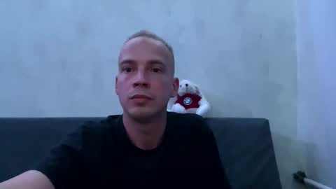 Snapshot of georgeshine chatting on 11/09/25, 09:13 GeorgeShine online show from 11/09/25, 09:13