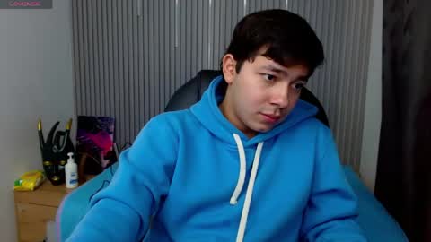 Snapshot of georgesmith_1 chatting on 04/15/26, 01:23 GEORGE online show from 04/15/26, 01:23