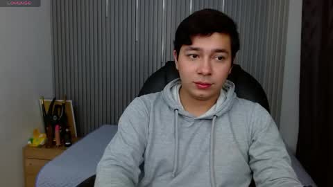 Snapshot of georgesmith_1 chatting on 05/15/26, 12:39 GEORGE online show from 05/15/26, 12:39