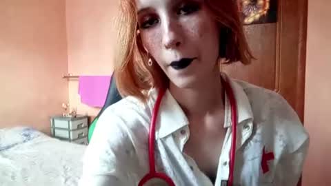 Snapshot of georgianahaeussler chatting on 06/18/26, 03:49 Ellie online show from 06/18/26, 03:49