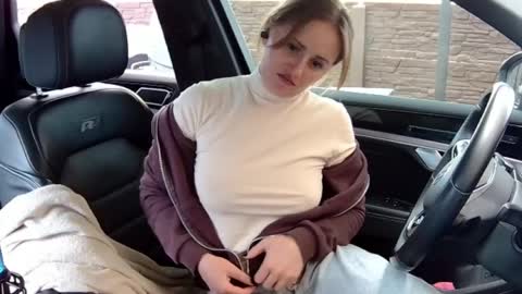 Snapshot of georgiapeachgirl chatting on 04/21/26, 01:50 Melissa online show from 04/21/26, 01:50