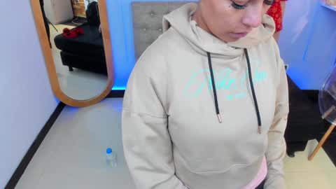 Georgina Coule online show from 12/30/24, 06:16