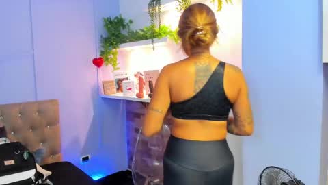 Georgina Coule online show from 02/20/25, 12:15