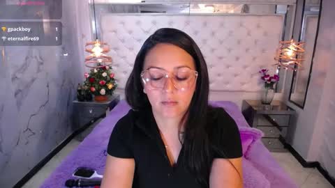 Snapshot of georgina_mussk chatting on 01/21/25, 08:43 Georgina online show from 01/21/25, 08:43