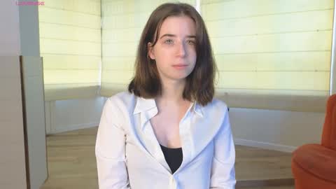 My name is Kelly online show from 09/19/25, 03:08