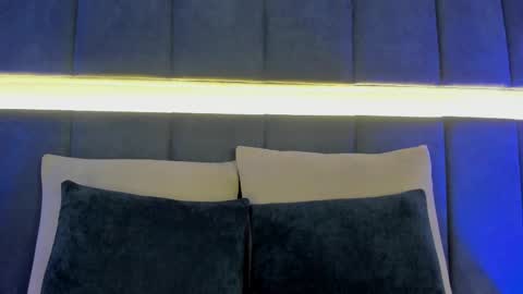 Kendal  online show from 02/14/25, 11:31