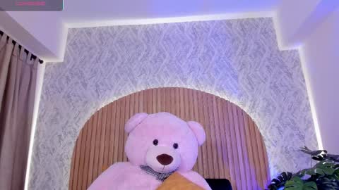 Snapshot of georginna_sins chatting on 11/04/25, 05:23 Kendal online show from 11/04/25, 05:23