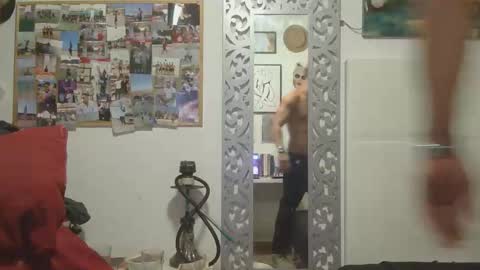 Snapshot of geovannygarrido91 chatting on 11/24/25, 05:12 geovannygarrido91 online show from 11/24/25, 05:12