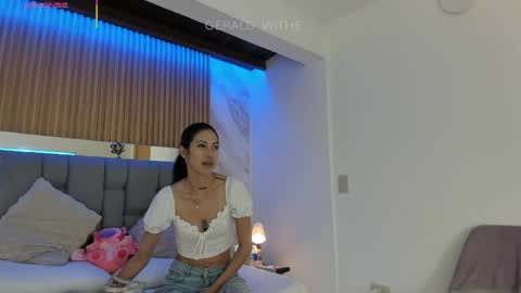 Snapshot of gerald_withe chatting on 04/08/26, 11:43 Gerald Withe online show from 04/08/26, 11:43