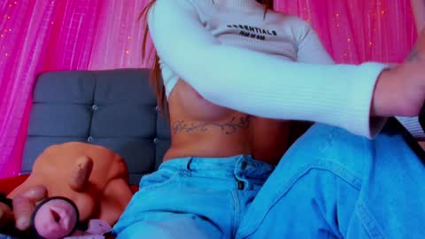 geraldinesuaan online show from 12/17/24, 10:12