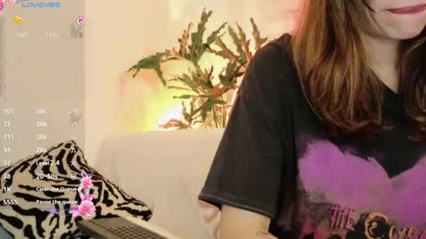 gerberablooms77 online show from 03/22/26, 12:47