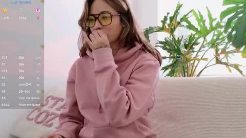 gerberablooms77 online show from 03/26/26, 08:58