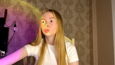 Snapshot of gerishingleton chatting on 10/05/25, 08:18 Amelia online show from 10/05/25, 08:18