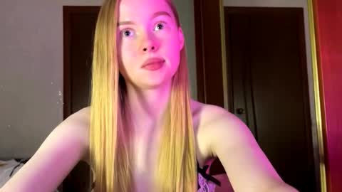 Snapshot of gerishingleton chatting on 10/12/25, 07:57 Amelia online show from 10/12/25, 07:57