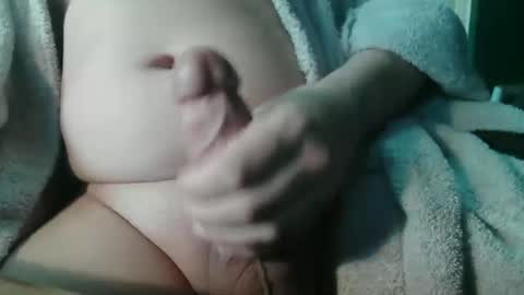 Snapshot of germ27 chatting on 11/11/25, 06:57 germ27 online show from 11/11/25, 06:57