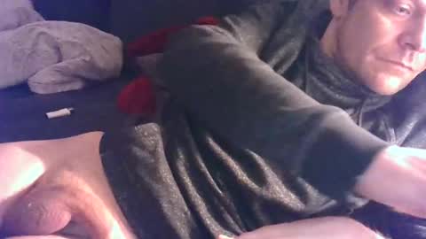 Snapshot of german33bi chatting on 12/31/24, 01:47 German33FFM1 online show from 12/31/24, 01:47